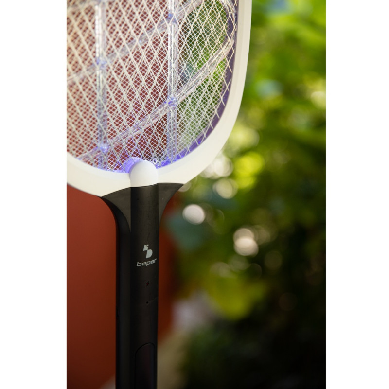 Ηλεκτρική παγίδα εντόμων Beper P206ZAN250, 2W, φόρτιση μέσω USB, βάση στήριξης, φωτισμός LED, λευκό