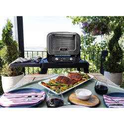 Ηλεκτρικός φούρνος Ninja Woodfire OO101EU, 2400W, 8 προγράμματα, Χρονοδιακόπτης, Οθόνη LED, Αυτόματη απενεργοποίηση, Κόκκινο/Μαύρο