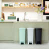 Κάδος Απορριμμάτων Πεντάλ Brabantia StepUp 40L, Φιλικά προς το περιβάλλον υλικά, Μεγάλο άνοιγμα, Σκούρο γκρι