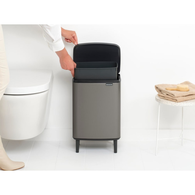 Κάδος απορριμμάτων Brabantia Bo Small Hi 12L, Ομαλό και αθόρυβο άνοιγμα, Αντιολισθητική βάση, Γκρι