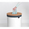 Καλάθι πλυντηρίου της Brabantia 90300241, 60 l, Καπάκι από φελλό, Πλήρωση χωρίς άνοιγμα, οπές εξαερισμού, Λευκό