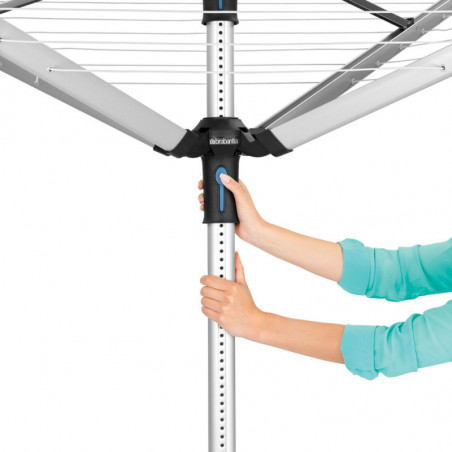Εξωτερική απλώστρα Brabantia Lift-O-Matic Advance 90300253, 50 μ., Ρυθμιζόμενο ύψος, Βάση για στερέωση στο τσιμέντο, Θήκη, Τσάντα με μανταλάκια, Ανθεκτική στη διάβρωση, Ανοξείδωτο