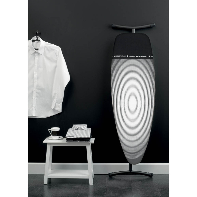 Τραπέζι σιδερώματος Brabantia D 90300136, 135x45 cm, 7 ρυθμιζόμενες θέσεις, ανθεκτική στη θερμότητα ζώνη σιδερώματος, Σκούρο γκρι/λευκό