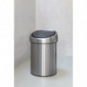 Κάδος Brabantia Touch Bin 647217, 3 L, Ομαλό και αθόρυβο άνοιγμα, Επιτοίχια τοποθέτηση, Ανθεκτικός στα δακτυλικά αποτυπώματα, Inox