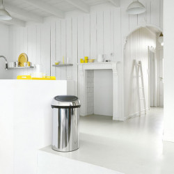Κάδος Brabantia Touch Bin 647254, 60 l, ομαλό και αθόρυβο άνοιγμα, Inox
