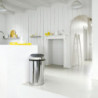 Κάδος Brabantia Touch Bin 647254, 60 l, ομαλό και αθόρυβο άνοιγμα, Inox