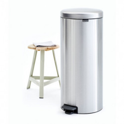 Κάδος με πεντάλ Brabantia NewIcon 649061, 30 l, Εύκολο κλείσιμο, Αντιολισθητική βάση, Ανθεκτικό στα δακτυλικά αποτυπώματα, Inox/Matte