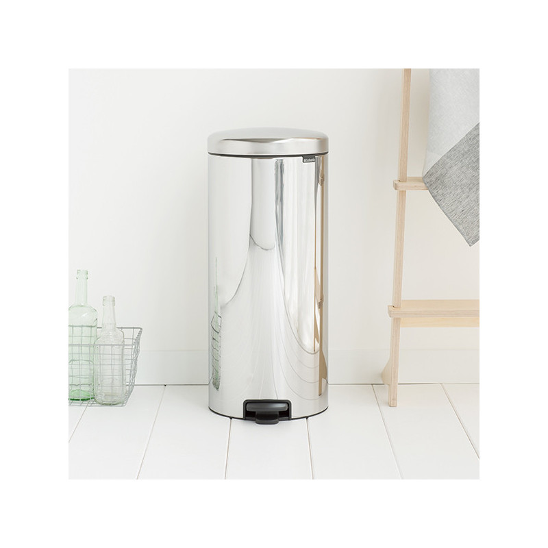 Κάδος με πεντάλ Brabantia NewIcon 649064, 30 l, Εύκολο κλείσιμο, Αντιολισθητική βάση, Μεταλλικός εσωτερικός κάδος, Inox