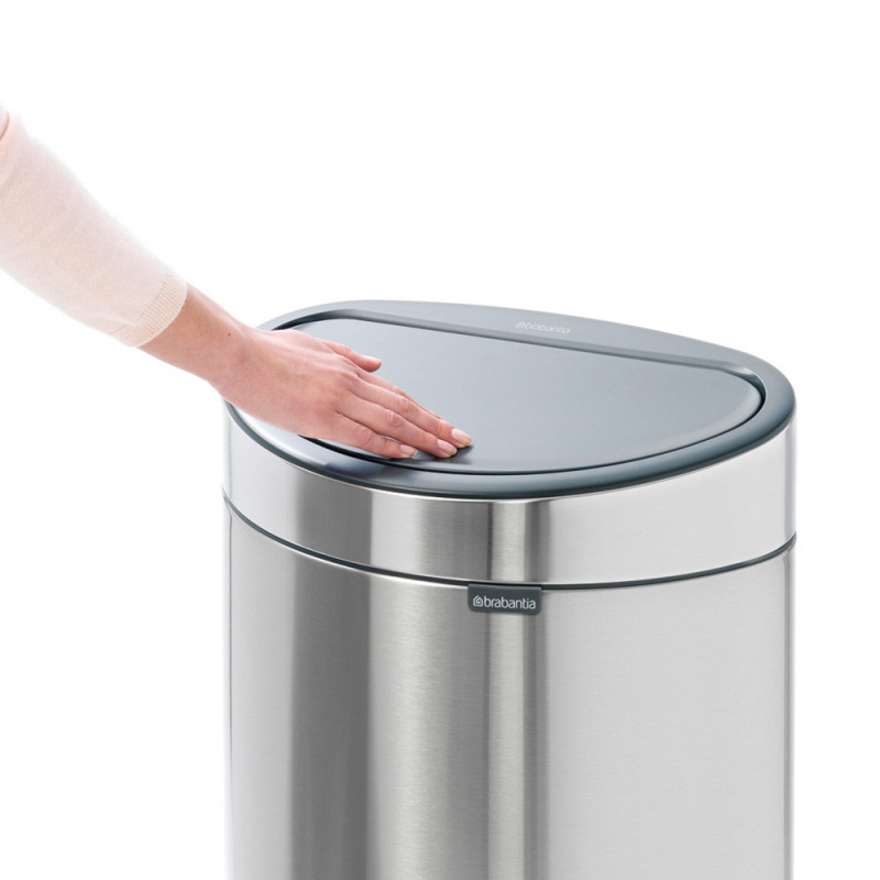 Κάδος απορριμμάτων Brabantia Touch Bin New 649734, 40 λίτρα, Αθόρυβο και ομαλό κλείσιμο, Επίπεδη πλάτη, Ανθεκτικό στα δακτυλικά αποτυπώματα, Ανοξείδωτο/ματ