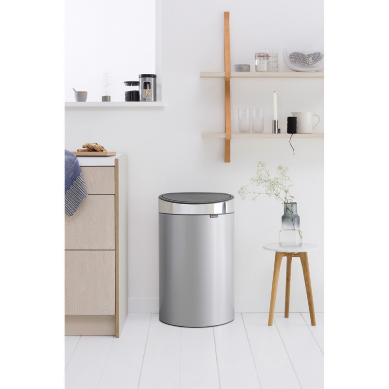 Brabantia Touch Bin New 650528, 40 l, αθόρυβο και ομαλό κλείσιμο, επίπεδη πλάτη, Inox/matt