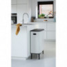 Κάδος Brabantia Bo Touch Hi 1001259, 60 L, Πλευρικά ανοίγματα για μεταφορά, Ρυθμιζόμενα πόδια, Λευκό