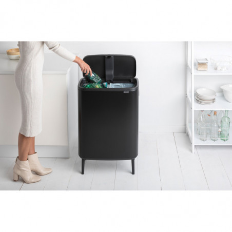 Κάδος Brabantia Bo Touch Hi 1001264, 2x30 l, Στεγανή εφαρμογή στον τοίχο, Ρύθμιση ποδιού, Μαύρο/ματ