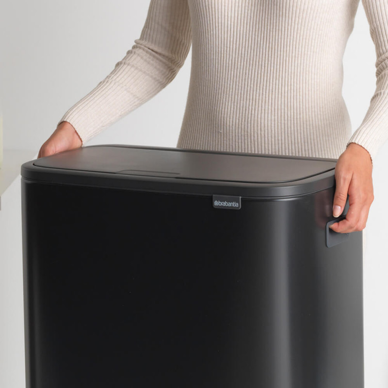 Κάδος απορριμμάτων Brabantia Bo Touch 1001274, 60 λίτρα, Ομαλό και αθόρυβο άνοιγμα, Μεγάλο άνοιγμα, Ανθεκτικό στα αποτυπώματα, Μαύρο/ματ
