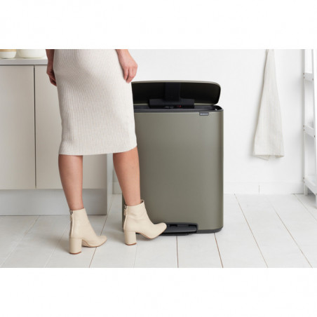 Κάδος Brabantia Bo Pedal 1003184, 60 L, Εύκολο κλείσιμο, Αντιολισθητική βάση, Γκρι