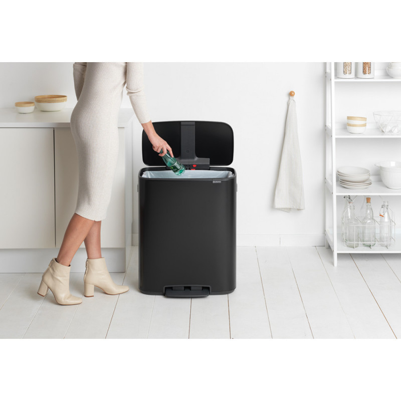 Κάδος Brabantia Bo Pedal 1003185, 60 L, Εύκολο κλείσιμο, Αντιολισθητική βάση, Μαύρο