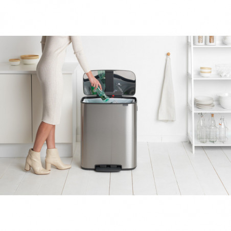 Κάδος Brabantia Bo Pedal 1003186, 60 l, Εύκολο κλείσιμο, Αντιολισθητική βάση, Ανθεκτικός στα δακτυλικά αποτυπώματα, Inox/Matte