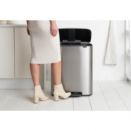 Κάδος Brabantia Bo Pedal 1003192, 2x30 l, Ομαλό κλείσιμο, Αντιολισθητική βάση, Ανθεκτικό στα δακτυλικά αποτυπώματα, Inox/matt