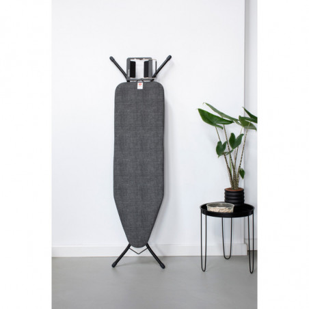 Τραπέζι σιδερώματος Brabantia B 1003335, 124x38 cm, 7 θέσεις ρύθμισης, υποδοχή σίδερου, Μαύρο