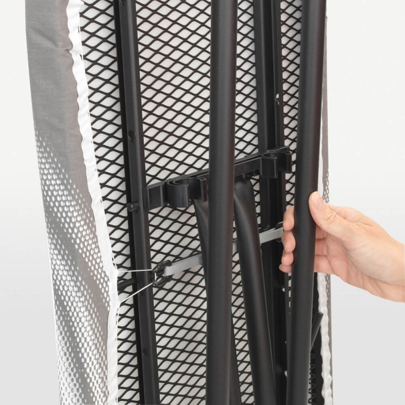 Τραπέζι σιδερώματος Brabantia B 1003339, 124x38 cm, 7 θέσεις ρύθμισης, Σιδεροθήκη, Σκούρο γκρι/λευκό