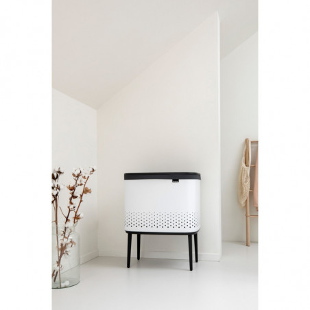 Καλάθι πλυσίματος Brabantia Bo 1004174, 60 l, Πλήρωση χωρίς άνοιγμα, οπές εξαερισμού, ρυθμιζόμενα πόδια, Λευκό