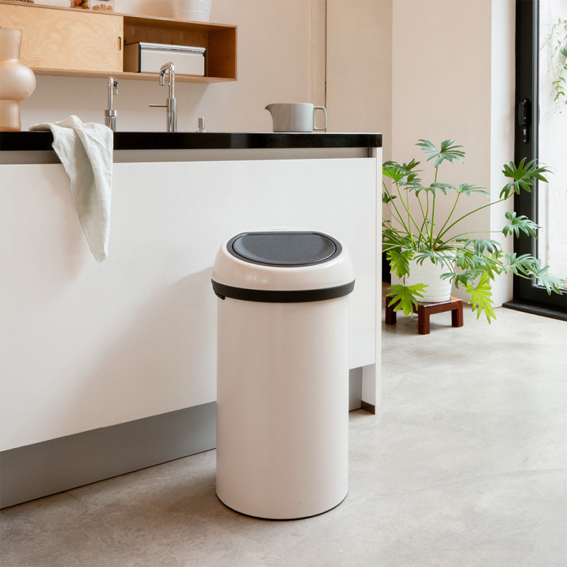 Brabantia Touch Bin 1005510, 60 l, Ομαλό και αθόρυβο άνοιγμα, Μπεζ