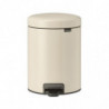 Κάδος απορριμμάτων με πεντάλ Brabantia NewIcon 1005527, 5 L, Ομαλό κλείσιμο, Αντιολισθητική βάση, Μπεζ