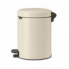 Κάδος απορριμμάτων με πεντάλ Brabantia NewIcon 1005527, 5 L, Ομαλό κλείσιμο, Αντιολισθητική βάση, Μπεζ