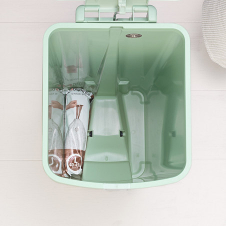 Κάδος απορριμμάτων με πεντάλ Brabantia StepUp 1005558, 40 L, Οικολογικά υλικά, Μεγάλο άνοιγμα, Ανοιχτό πράσινο