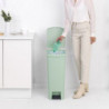 Κάδος απορριμμάτων με πεντάλ Brabantia StepUp 1005558, 40 L, Οικολογικά υλικά, Μεγάλο άνοιγμα, Ανοιχτό πράσινο