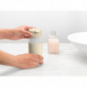 Δοσομετρητής υγρού σαπουνιού Brabantia ReNew 1006264, 250 ml, Αντιολισθητική βάση, Χωρίς σταγόνες, Μπεζ
