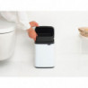 Κάδος Brabantia Bo Small 1006621, 4 L, Ομαλό και αθόρυβο άνοιγμα, Αντιολισθητική βάση, Λευκό