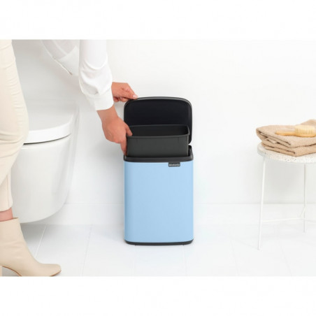 Κάδος Brabantia Bo Small 1006631, 7 L, Ομαλό και αθόρυβο άνοιγμα, Αντιολισθητική βάση, Μπλε ανοιχτόχρωμο