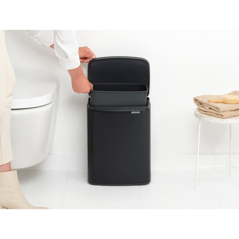 Κάδος Brabantia Bo Small 1006635, 12 l, Αθόρυβο και ομαλό άνοιγμα, Αντιολισθητική βάση, Μαύρο