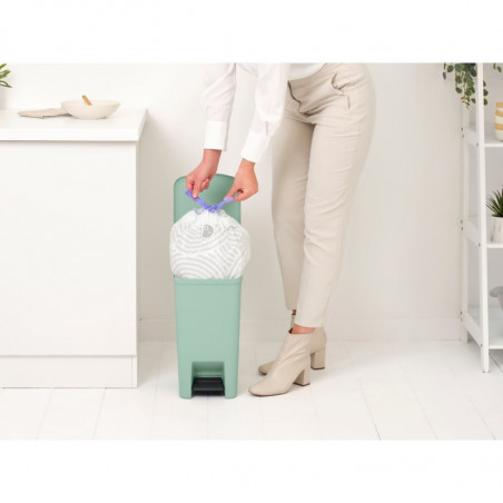 Κάδος απορριμμάτων με πεντάλ Brabantia StepUp 1008481, 16 L, Οικολογικά υλικά, Μεγάλο άνοιγμα, Ανοιχτό πράσινο
