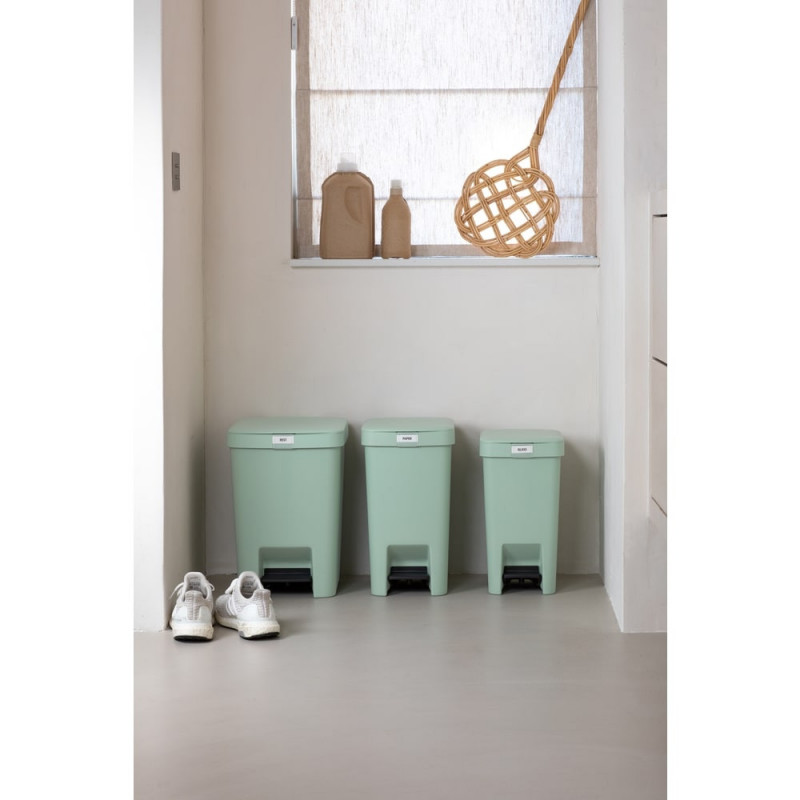 Κάδος απορριμμάτων με πεντάλ Brabantia StepUp 1008481, 16 L, Οικολογικά υλικά, Μεγάλο άνοιγμα, Ανοιχτό πράσινο