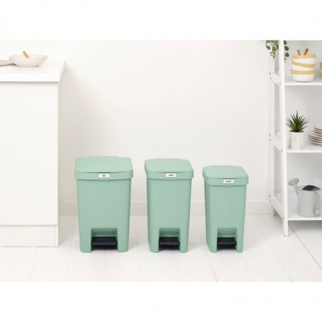 Κάδος απορριμμάτων με πεντάλ Brabantia StepUp 1008484, 25 L, Οικολογικά υλικά, Μεγάλο άνοιγμα, Ανοιχτό πράσινο