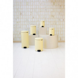 Κάδος απορριμμάτων με πεντάλ Brabantia NewIcon 649044, 20 l, Ομαλό κλείσιμο, Αντιολισθητική βάση, Κίτρινο