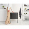 Κάδος Brabantia Bo Touch 1008854, 36 L, Ομαλό και αθόρυβο άνοιγμα, Μεγάλο άνοιγμα, Σκούρο γκρι