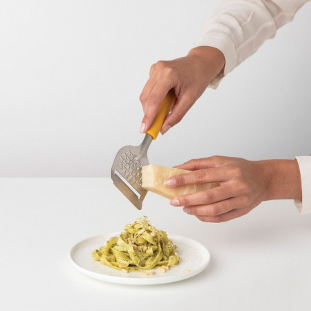 Μαχαίρι τυριού με τρίφτη Brabantia Tasty+ 1001191, Λεπίδα γυαλισμένη με υπέρηχο, Ανοξείδωτο ατσάλι, Κίτρινο