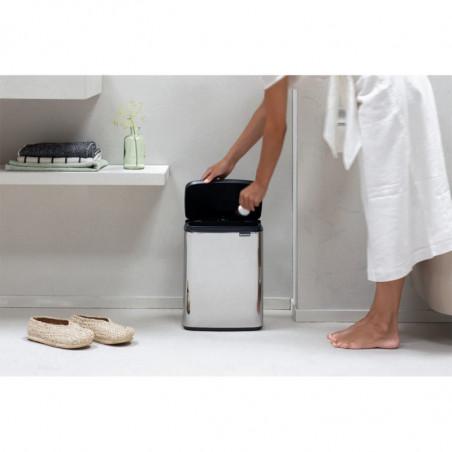 Κάδος Brabantia Bo Small 1006630, 7 L, Ομαλό και αθόρυβο άνοιγμα, Αντιολισθητική βάση, Inox