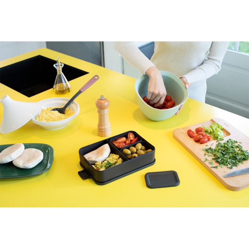 Κουτί τροφίμων Brabantia Make&Take 1006290, 2 l, Με διαχωριστικά, Στεγανό κλείσιμο, Χωρίς BPA, Σκούρο γκρι