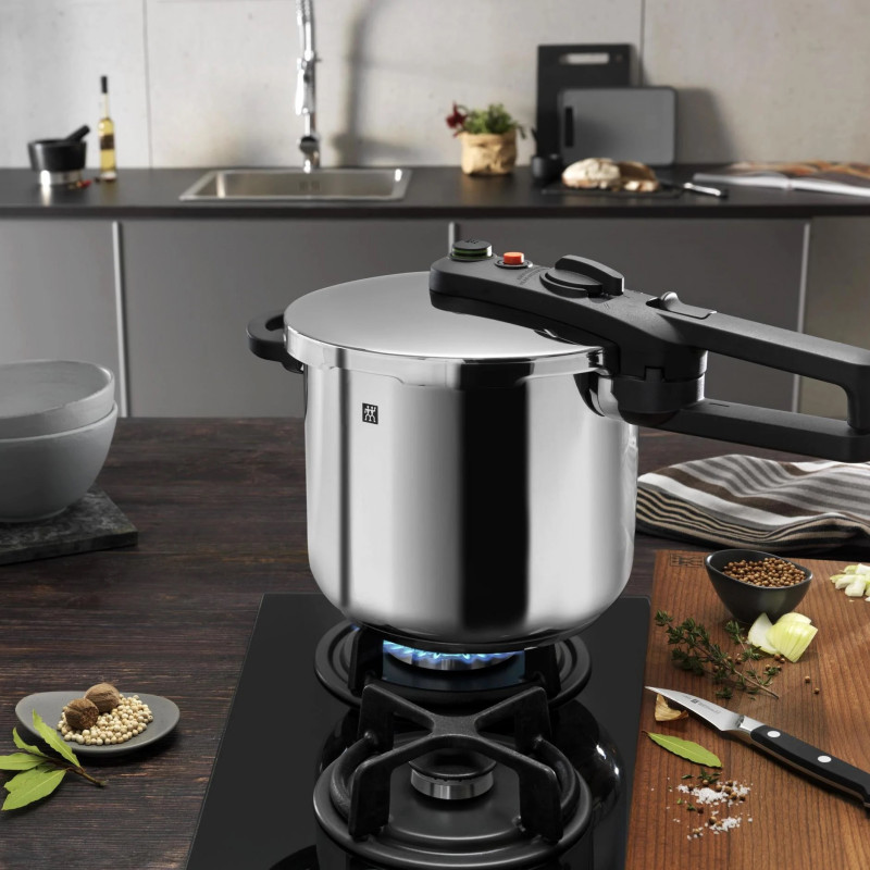 Χύτρα ταχύτητας Zwilling EcoQuick II 64243422, 4 l, 22 cm, 2 ρυθμίσεις, Βαλβίδα ασφαλείας, Ανοξείδωτο ατσάλι 18/10, Επαγωγή, Ασημί