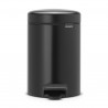 Κάδος με πεντάλ Brabantia NewIcon 649001, 3 L, Ομαλό κλείσιμο, Αντιολισθητική βάση, Μαύρο