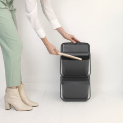 Κάδος διαχωρισμού απορριμμάτων Brabantia Sort&Go 1006310, 20 l, Στοιβαζόμενος, Σκούρο γκρι