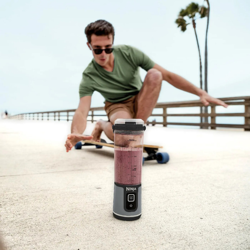 Φορητό μπλέντερ Ninja BC151EUBK, 530 ml, ατσάλινη λεπίδα με 6 λεπίδες, θρυμματισμός πάγου, έως 10 κύκλοι, χωρίς BPA, USB-C, Μαύρο