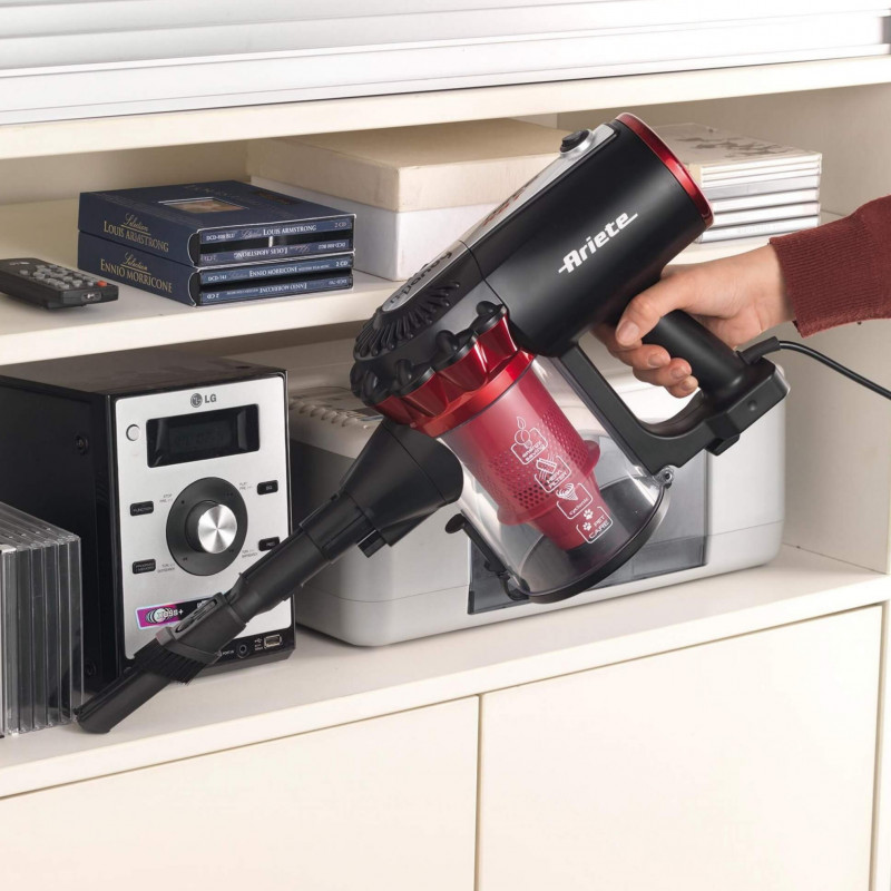 Κάθετη ηλεκτρική σκούπα Ariete HANDY FORCE 2759, 600W, 0.5 l, Μηχανοκίνητη βούρτσα, LED, HEPA, Μαύρο/κόκκινο