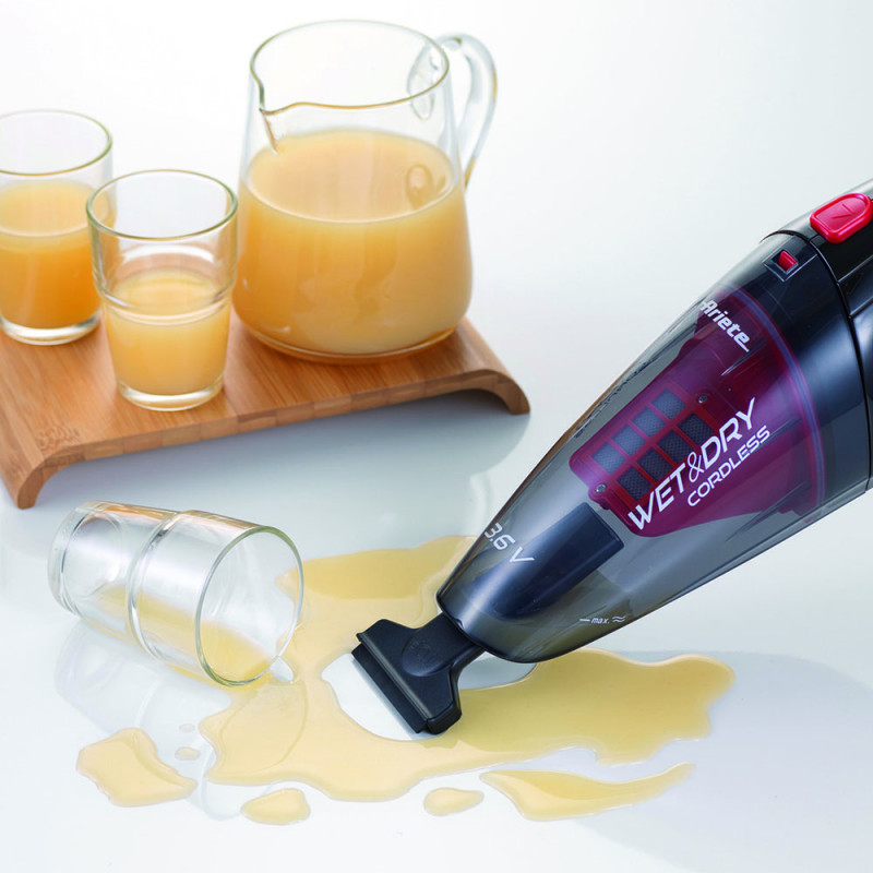 Σκούπα χειρός Ariete WET & DRY CORDLESS 2474/00, 400 ml, Μπαταρία LI-Ion 1200 mAh/3.6V, Αυτονομία 12 λεπτά, Πλένεται το φίλτρο, Μαύρο