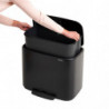 Κάδος Brabantia Bo Pedal 1000236, 36 L, Εύκολο κλείσιμο, Αντιολισθητική βάση, Ανθεκτικό στα δακτυλικά αποτυπώματα, Μαύρο