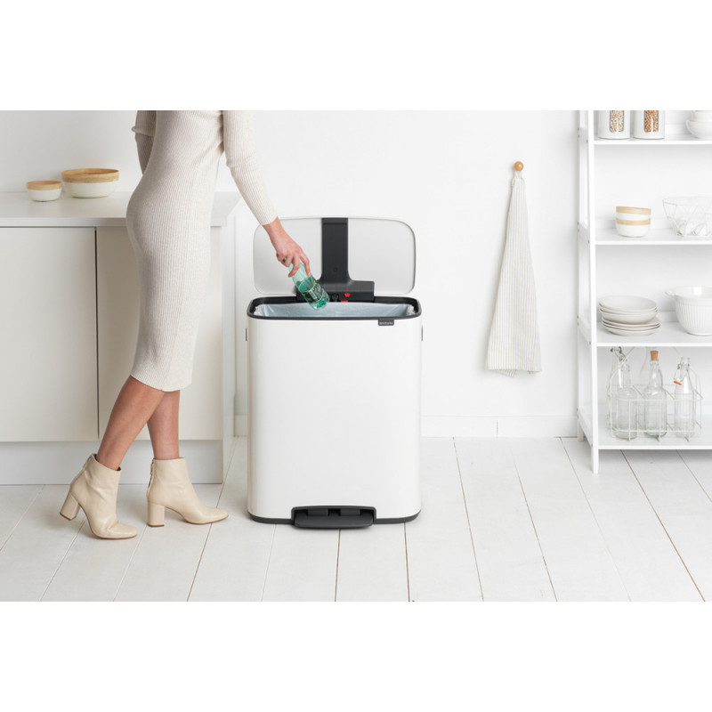Κάδος απορριμμάτων Brabantia Bo Pedal 1003182, 60 λίτρα, Απαλό κλείσιμο, Αντιολισθητική βάση, Λευκό