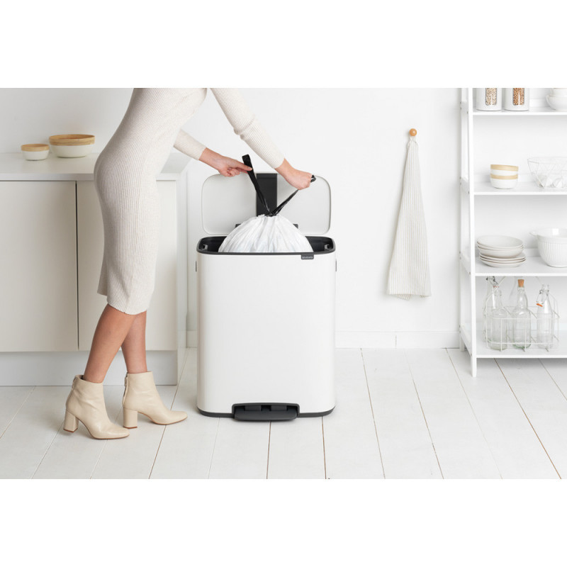 Κάδος απορριμμάτων Brabantia Bo Pedal 1003182, 60 λίτρα, Απαλό κλείσιμο, Αντιολισθητική βάση, Λευκό